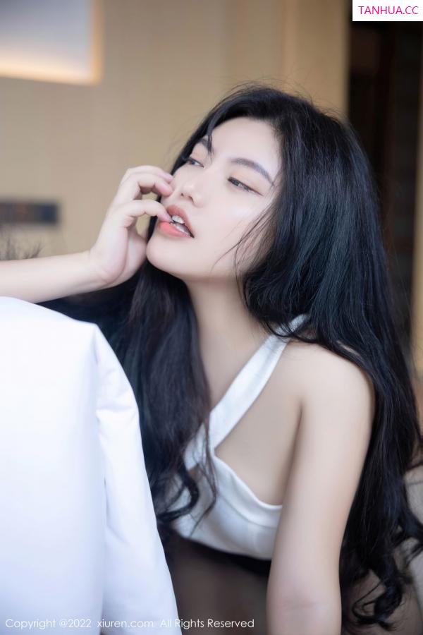 吴小小  [XiuRen]高清写真图 2022.08.31 No.5518 吴小小第37张图片